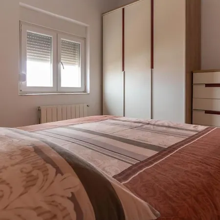 Apartment Modern Sara Near The By Ta Leut Agency Privlaka (Zadar)